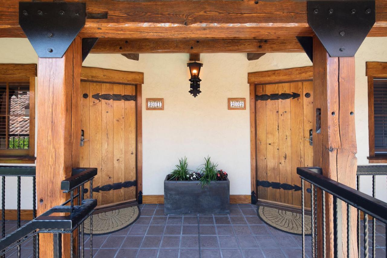 Rancho Caymus Inn Rutherford Bagian luar foto