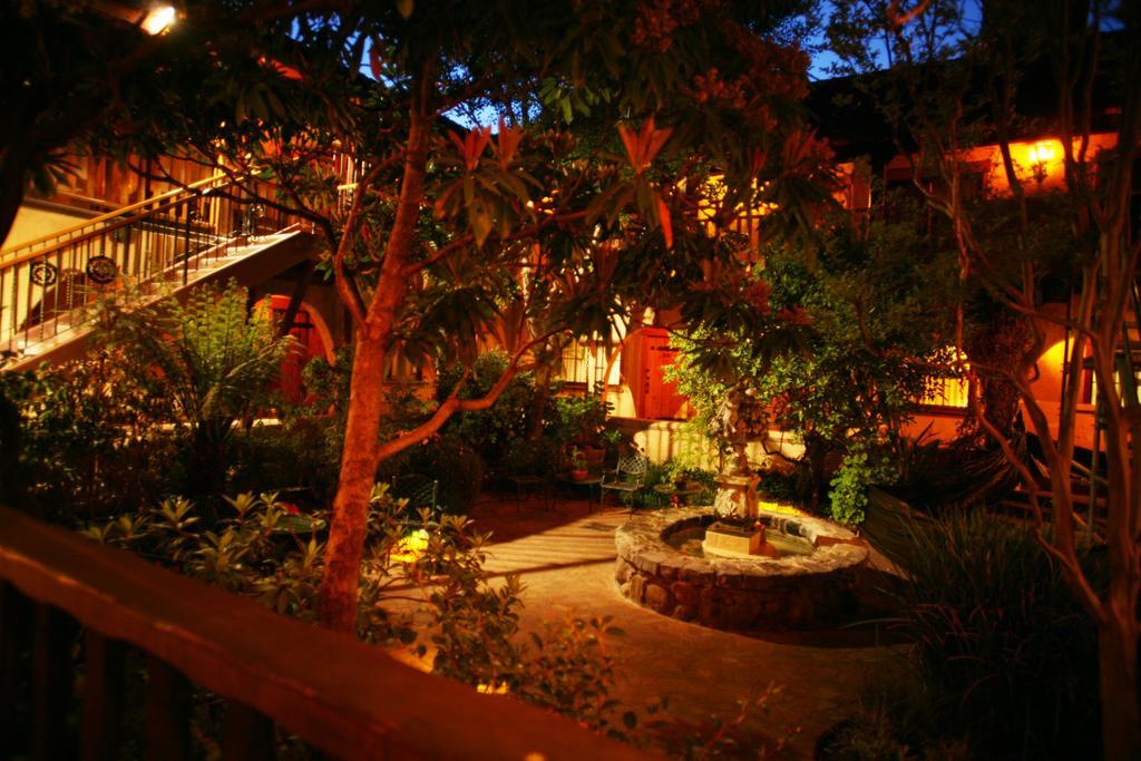 Rancho Caymus Inn Rutherford Bagian luar foto