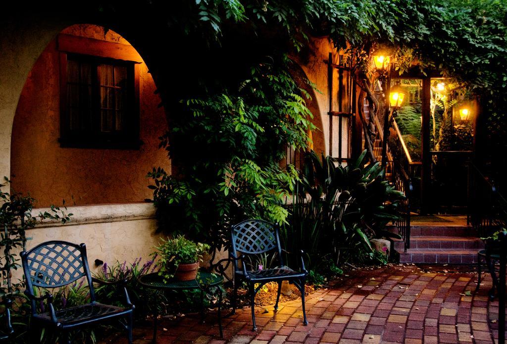 Rancho Caymus Inn Rutherford Bagian luar foto