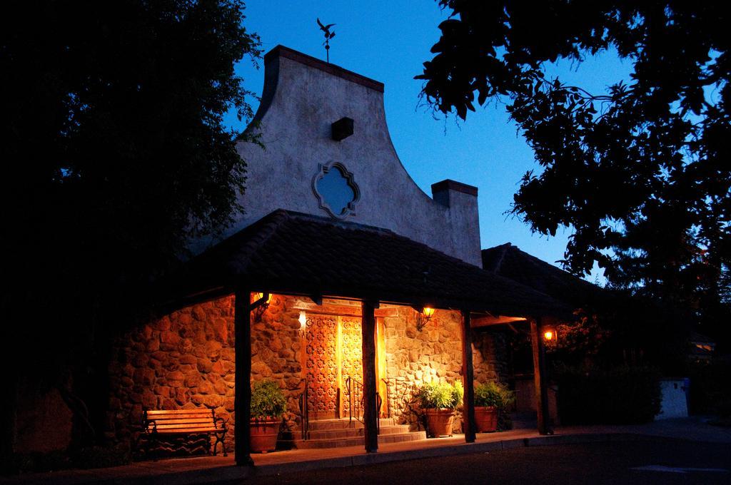 Rancho Caymus Inn Rutherford Bagian luar foto